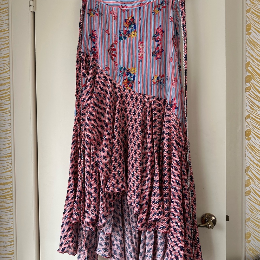 Chic Asymmetrical Floral Skirt